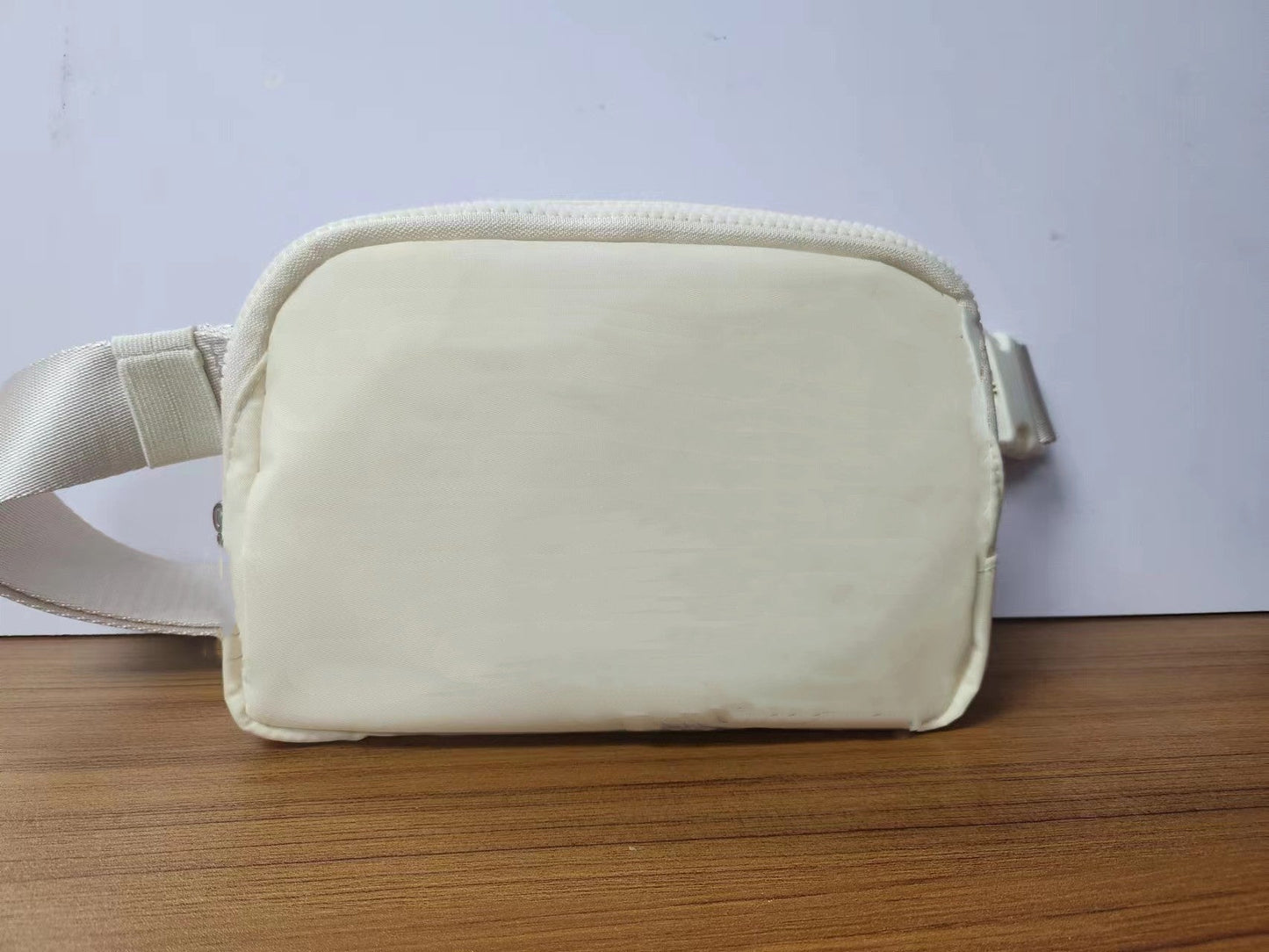 2096#  Waist bag