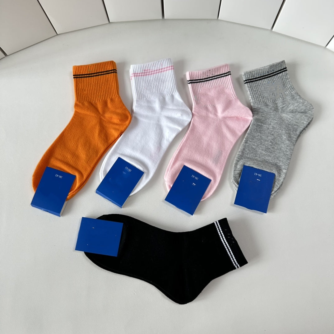 E3628#  Unisex Socks 5Pairs/Set