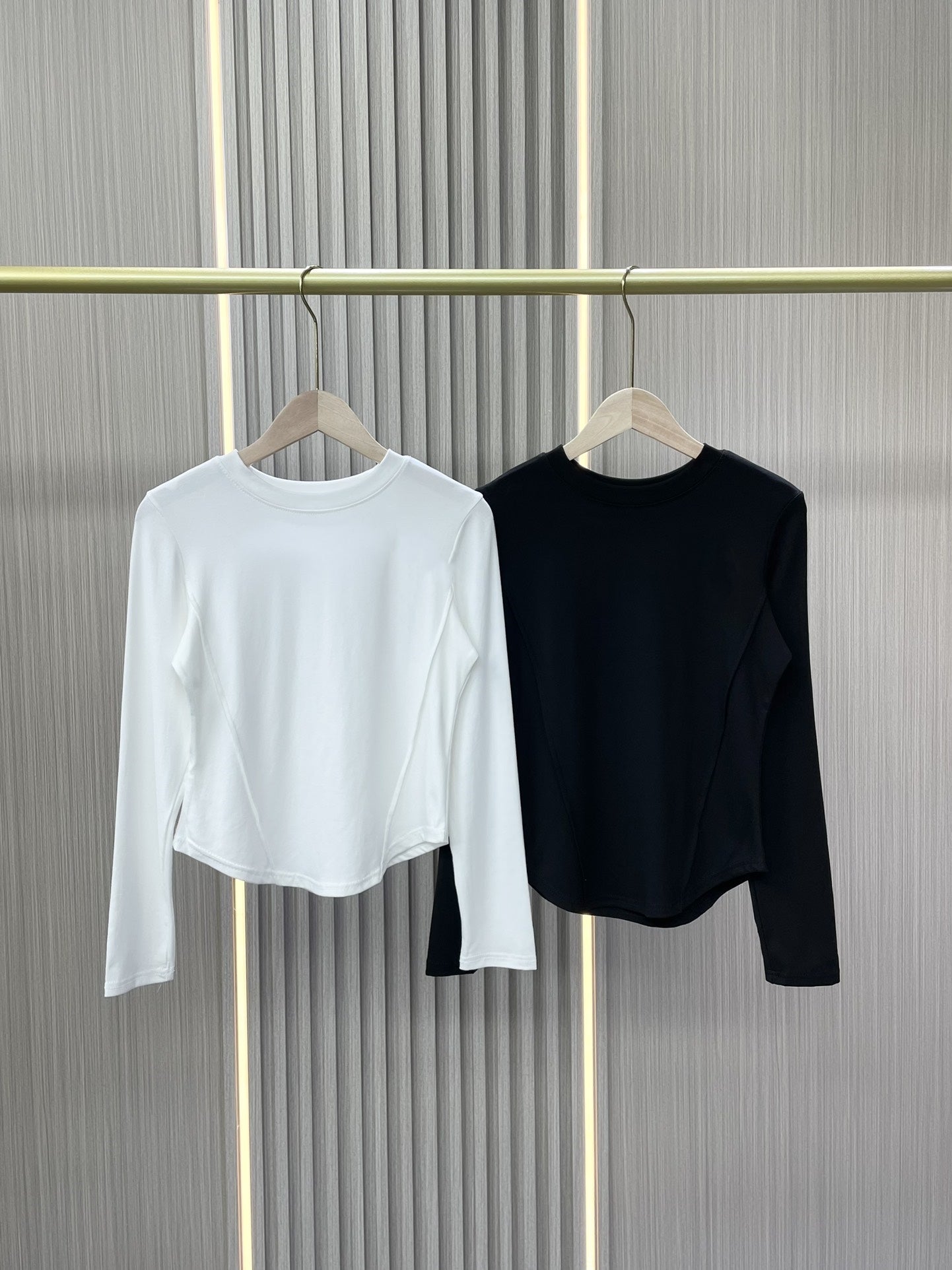 L3259#   Women Long Sleeve Shirts 2pcs/lot